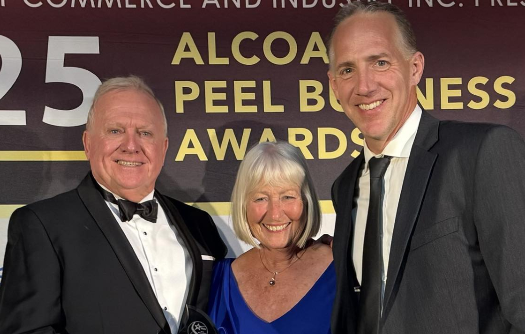 Stronger Families Honoured with ALCOA Business of the Year Award